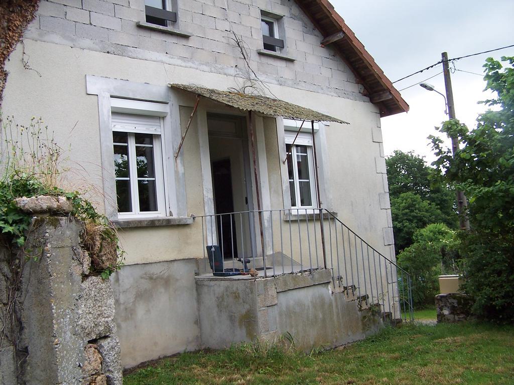 Gite Des Noisetiers Saint-Junien Exteriör bild